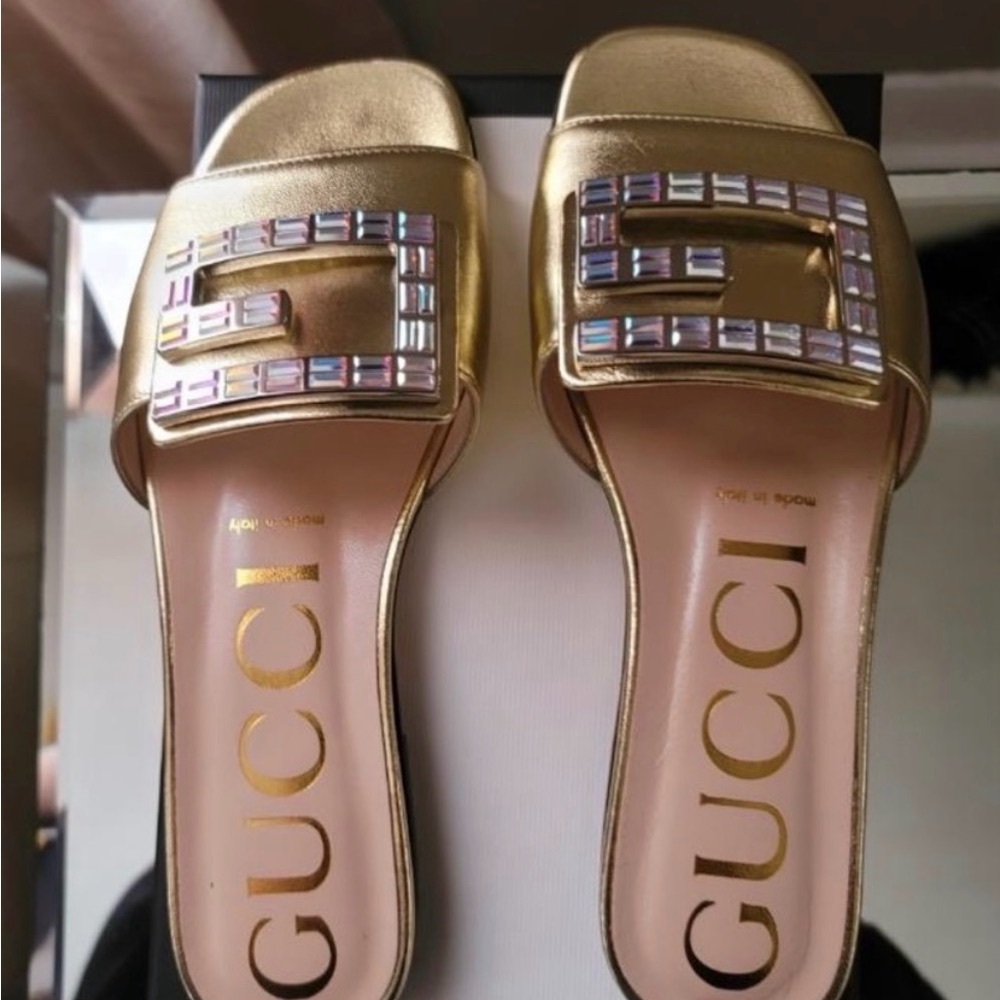 Gucci Gold Sandals Crystal  Embellishments - Picture 4 of 4